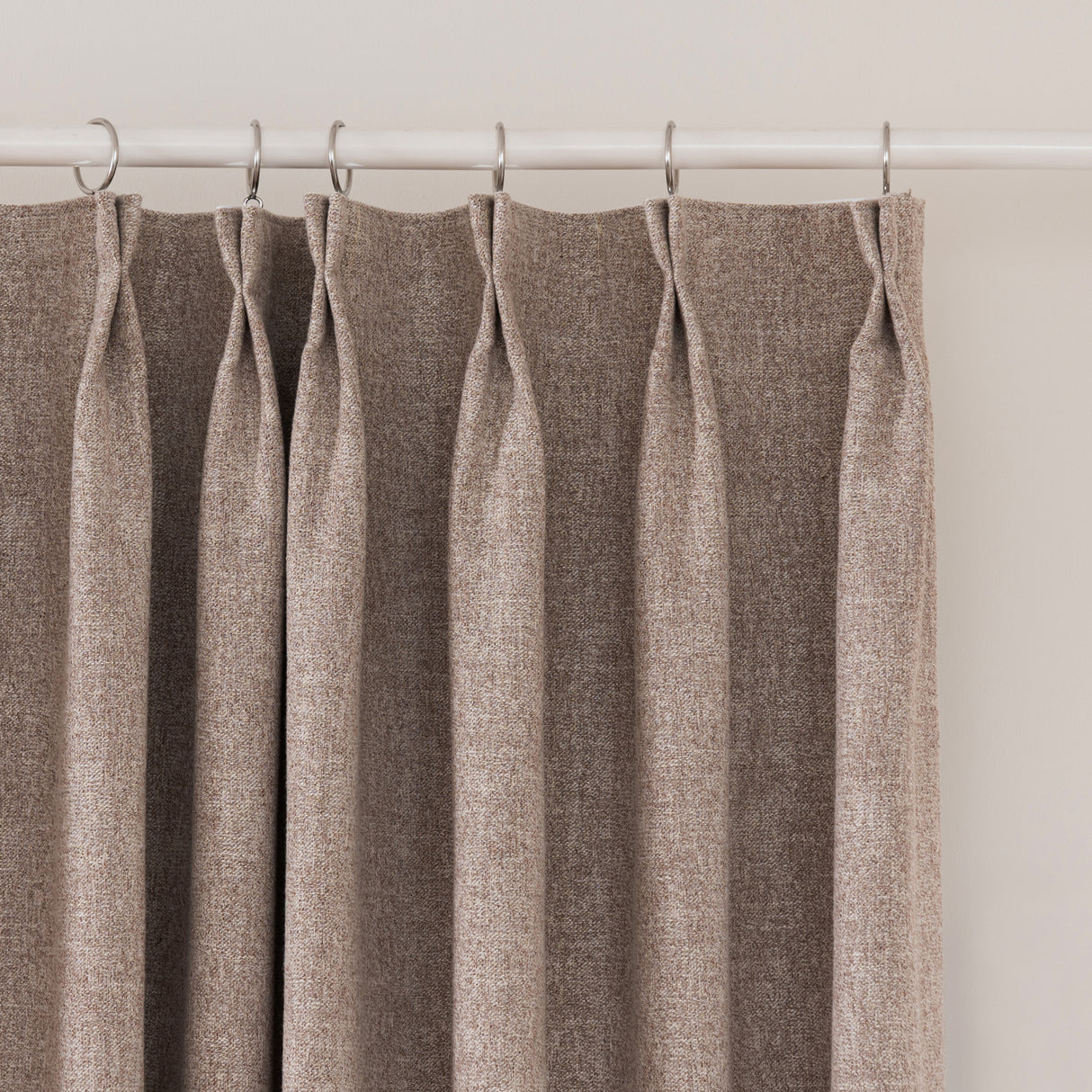 Sarella Premium Velvet Curtain Pleated